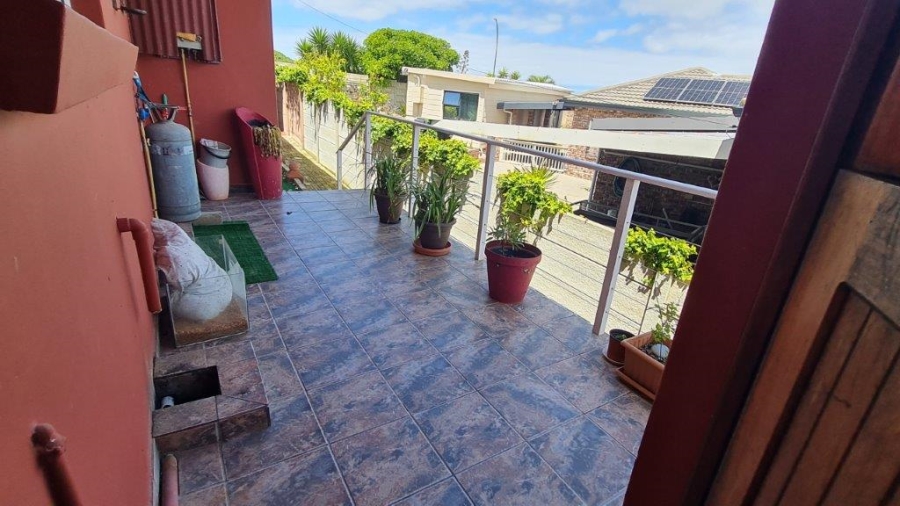 3 Bedroom Property for Sale in Dana Bay Western Cape